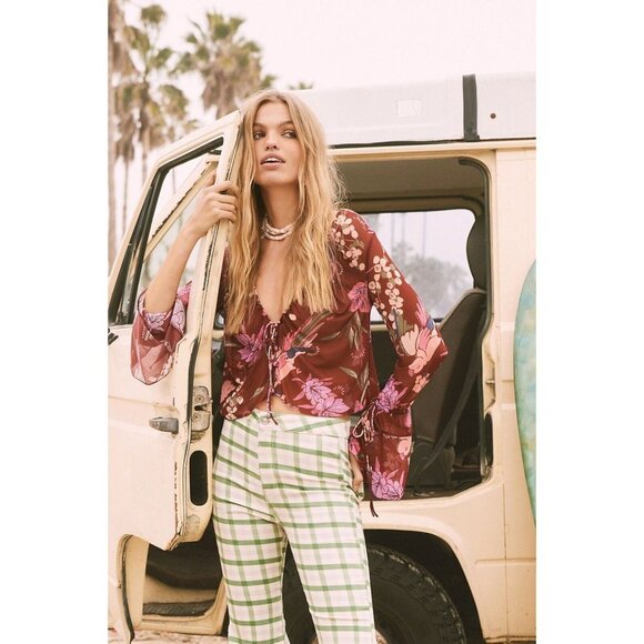 Free People Red Floral Piece Of Paradise Blouse Bell Sleeve Tie Front Crop Top S - Picture 6 of 16